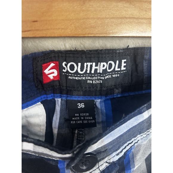 Southpole Mens Plaid Shorts Blue Black White Checkered Size 36 Y2K Streetwear - Picture 3 of 6